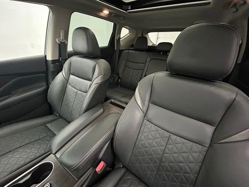 Used 2024 Nissan Murano Platinum w/ Cargo Package image 31