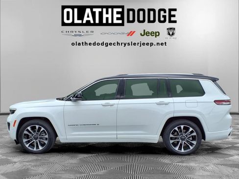 Used 2022 Jeep Grand Cherokee L Overland w/ Luxury Tech Group IV AWD/4WD image 20