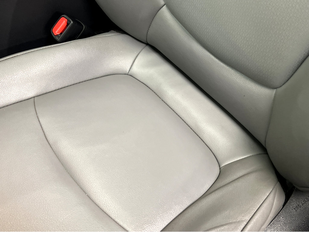 Used 2022 Toyota Sienna XLE AWD/4WD image 41