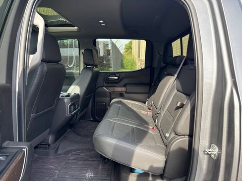 Used 2020 GMC Sierra 1500 Denali w/ Denali Premium Package AWD/4WD image 8