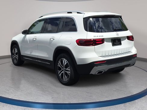 New 2026 Mercedes-Benz GLB 250 image 7