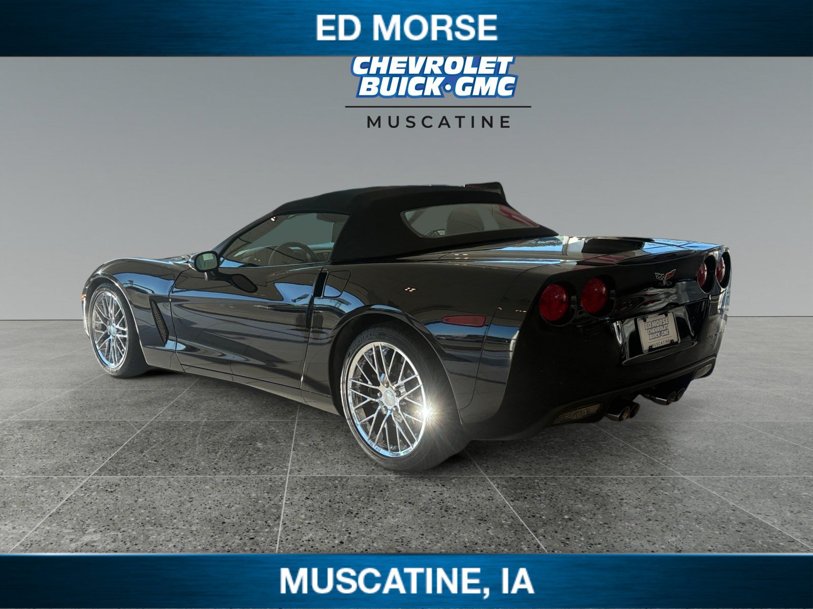 Used 2005 Chevrolet Corvette Convertible w/ Preferred Equipment Group RWD image 3