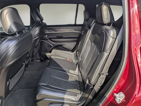 Used 2021 Jeep Grand Cherokee L Overland image 14