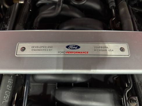 Used 2016 Ford Mustang Shelby GT350 w/ Track Package image 20