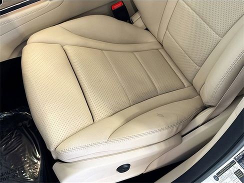 Used 2020 Mercedes-Benz GLC 300 4MATIC image 19