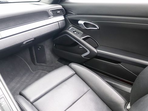 Used 2017 Porsche 911 Carrera image 26