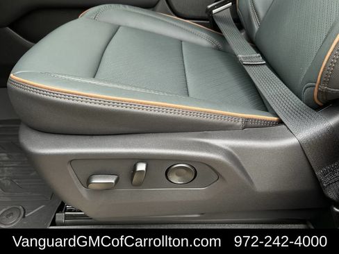 New 2026 GMC Yukon XL AT4 w/ AT4 Premium Plus Package AWD/4WD image 23