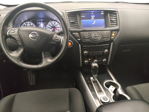 Used 2020 Nissan Pathfinder SV AWD/4WD image 22
