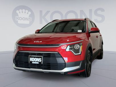 Used 2024 Kia Niro LX