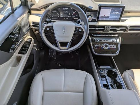 Used 2020 Lincoln Corsair FWD image 16
