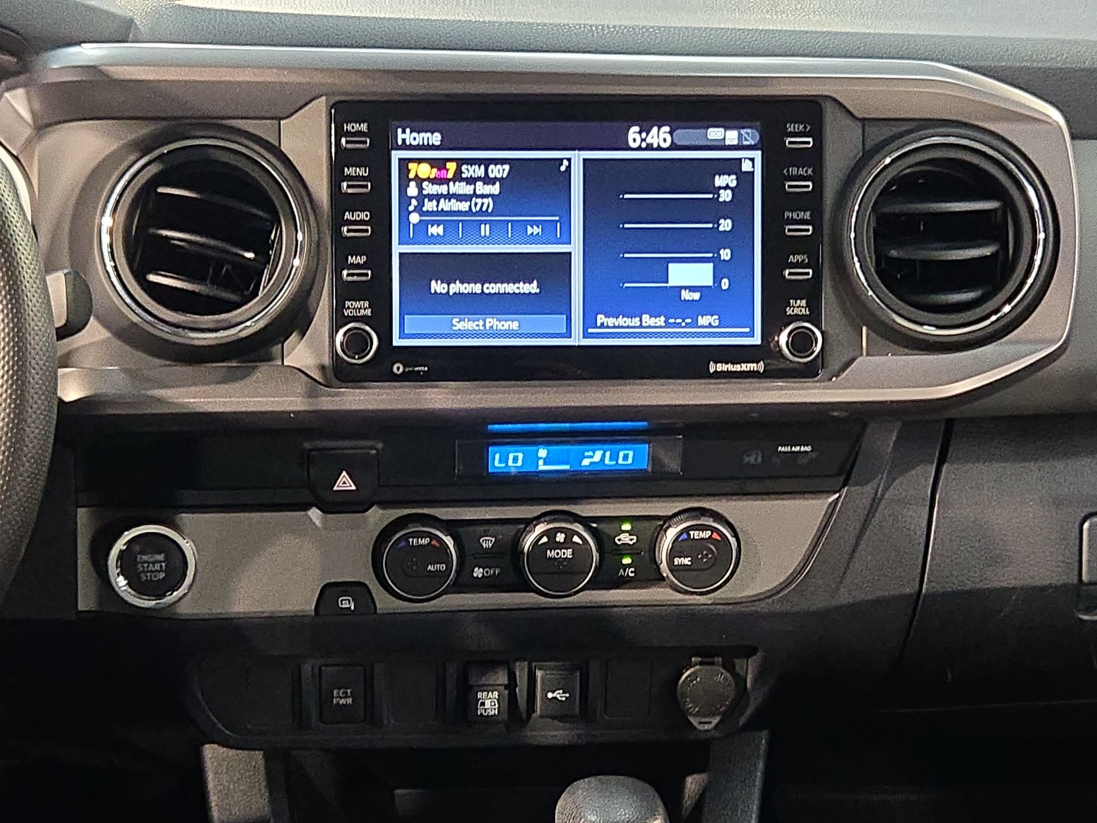 Used 2023 Toyota Tacoma SR5 RWD image 16