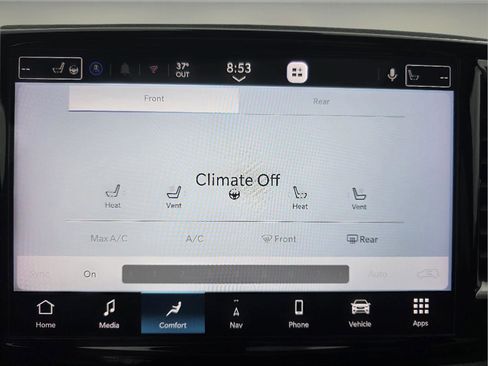 Used 2024 Chrysler Pacifica Pinnacle w/ Trailer Tow Group image 17