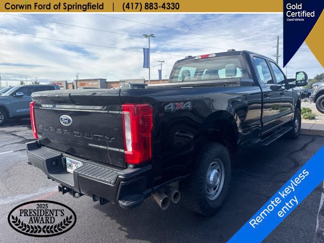 Used 2023 Ford F250 XL w/ F-250 >10K GVWR Package AWD/4WD image 8