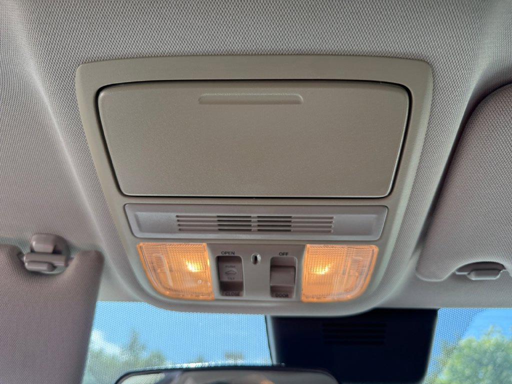 Used 2018 Honda Accord EX image 21