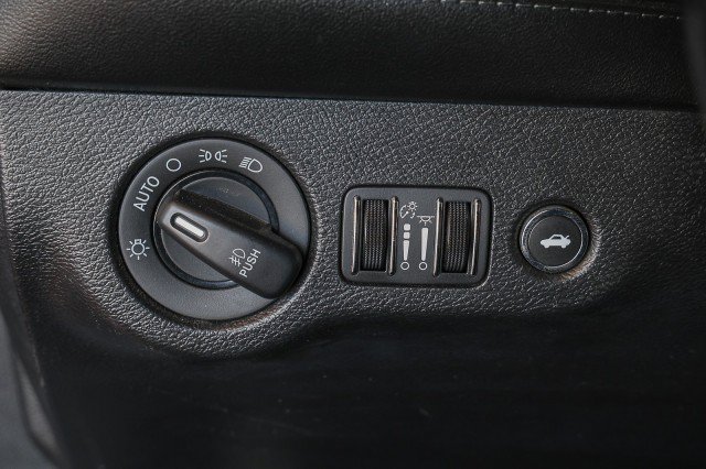 Used 2022 Dodge Challenger R/T w/ Plus Package RWD image 27