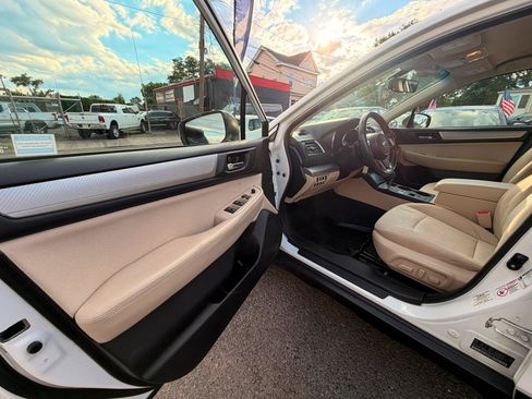 Used 2019 Subaru Outback 2.5i Premium AWD/4WD image 24