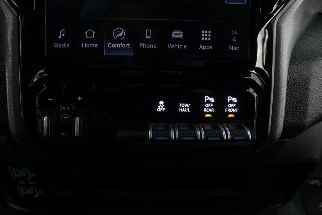 Used 2026 RAM 2500 Big Horn AWD/4WD image 6