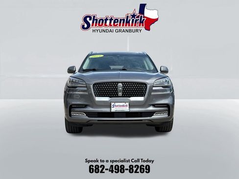 Used 2021 Lincoln Aviator Reserve w/ Equipment Group 208A AWD/4WD image 2