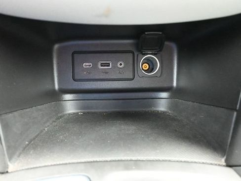 Used 2023 Chevrolet Equinox LT image 45