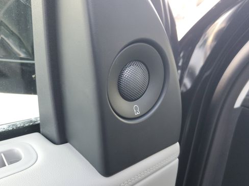 New 2025 Lincoln Navigator L Reserve image 9