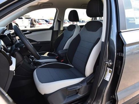 New 2026 Volkswagen Taos S image 18