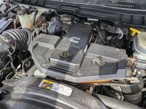 Used 2017 RAM 3500 Laramie Longhorn image 34