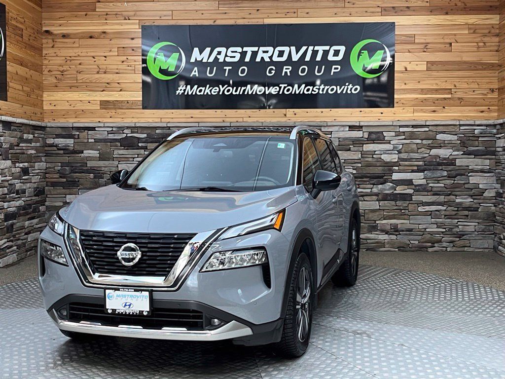 Used 2021 Nissan Rogue Platinum AWD/4WD image 5