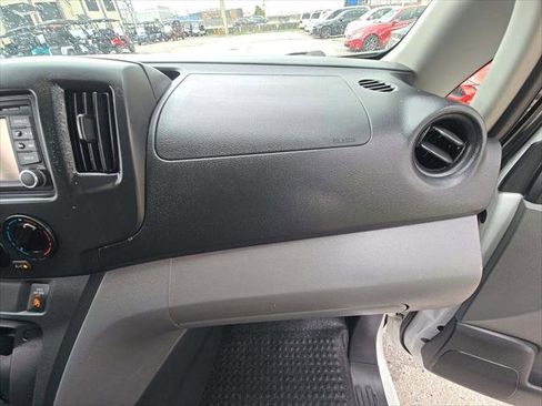 Used 2018 Nissan NV200 SV w/ Navigation Package FWD image 18