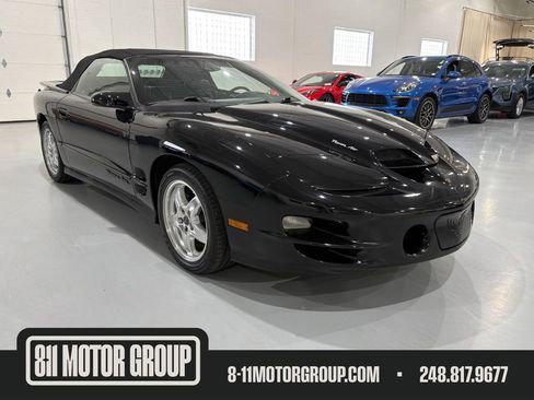 Used 2001 Pontiac Firebird Trans Am RWD image 1