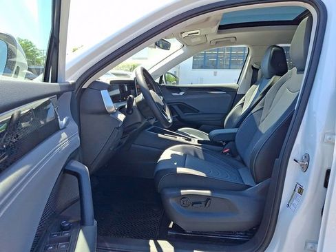 New 2026 Volkswagen Tiguan SE AWD/4WD image 6