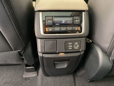 New 2026 Subaru Ascent Limited image 14