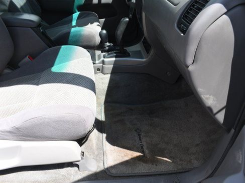 Used 2002 Toyota 4Runner SR5 AWD/4WD image 26