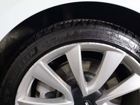 Used 2020 Tesla Model 3 Long Range image 21