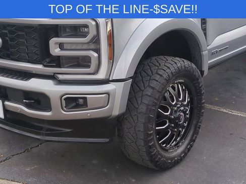 Used 2024 Ford F450 Platinum image 9