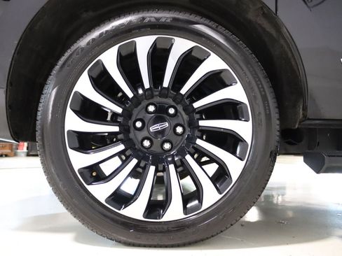 Used 2024 Lincoln Navigator L Black Label AWD/4WD image 74
