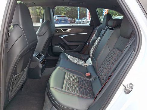 Used 2022 Audi RS 6 AWD/4WD image 10