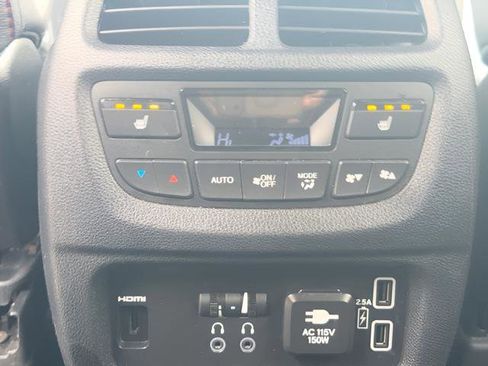 Used 2022 Honda Pilot Black Edition image 20