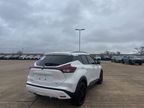 Certified 2023 Nissan Kicks SR w/ SR Premium Package image 19