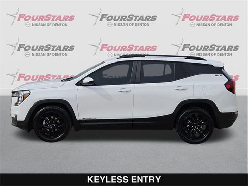 Used 2022 GMC Terrain SLE w/ Driver Convenience Package image 8