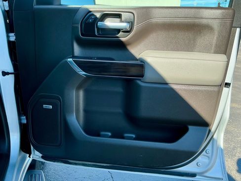 Used 2022 GMC Sierra 1500 SLT w/ SLT Premium Plus Package image 23