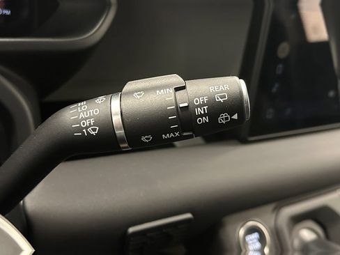 Used 2024 Land Rover Defender 110 S AWD/4WD image 21