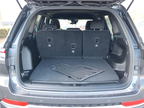 New 2025 Jeep Grand Cherokee Laredo w/ MOPAR Finishing Package image 40