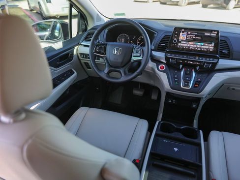 Used 2025 Honda Odyssey EX-L image 30