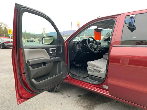Used 2015 Chevrolet Silverado 1500 W/T w/ Trailering Package image 7