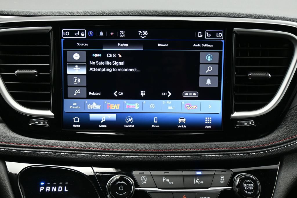New 2027 Chrysler Pacifica Select FWD image 21