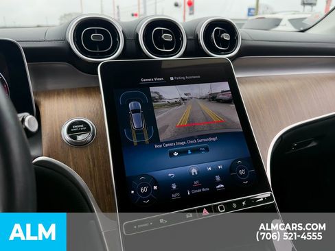 Used 2024 Mercedes-Benz GLC 300 image 21