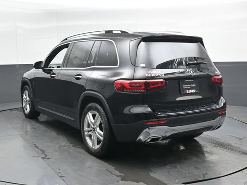 Used 2023 Mercedes-Benz GLB 250 4MATIC image 11