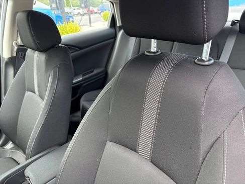 Used 2019 Honda Civic EX image 6