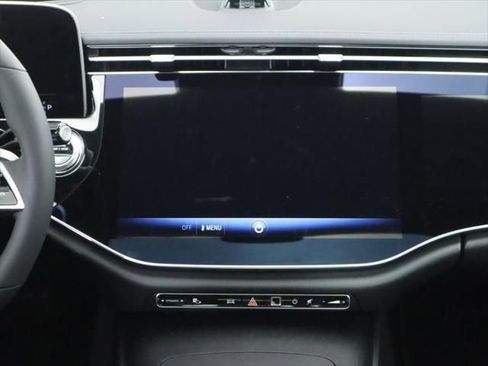 New 2026 Mercedes-Benz E 450 4MATIC Sedan image 15