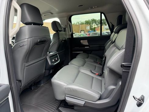 Used 2026 Ford Expedition Max Active AWD/4WD image 8